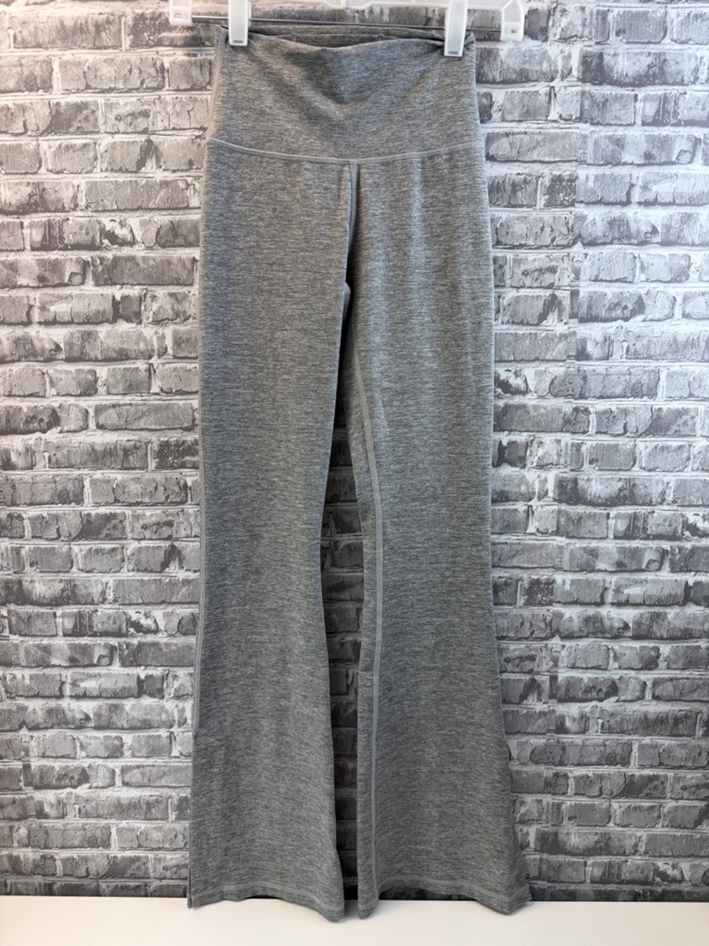 Offline by Aerie Gray Flare Yoga‎ Pants